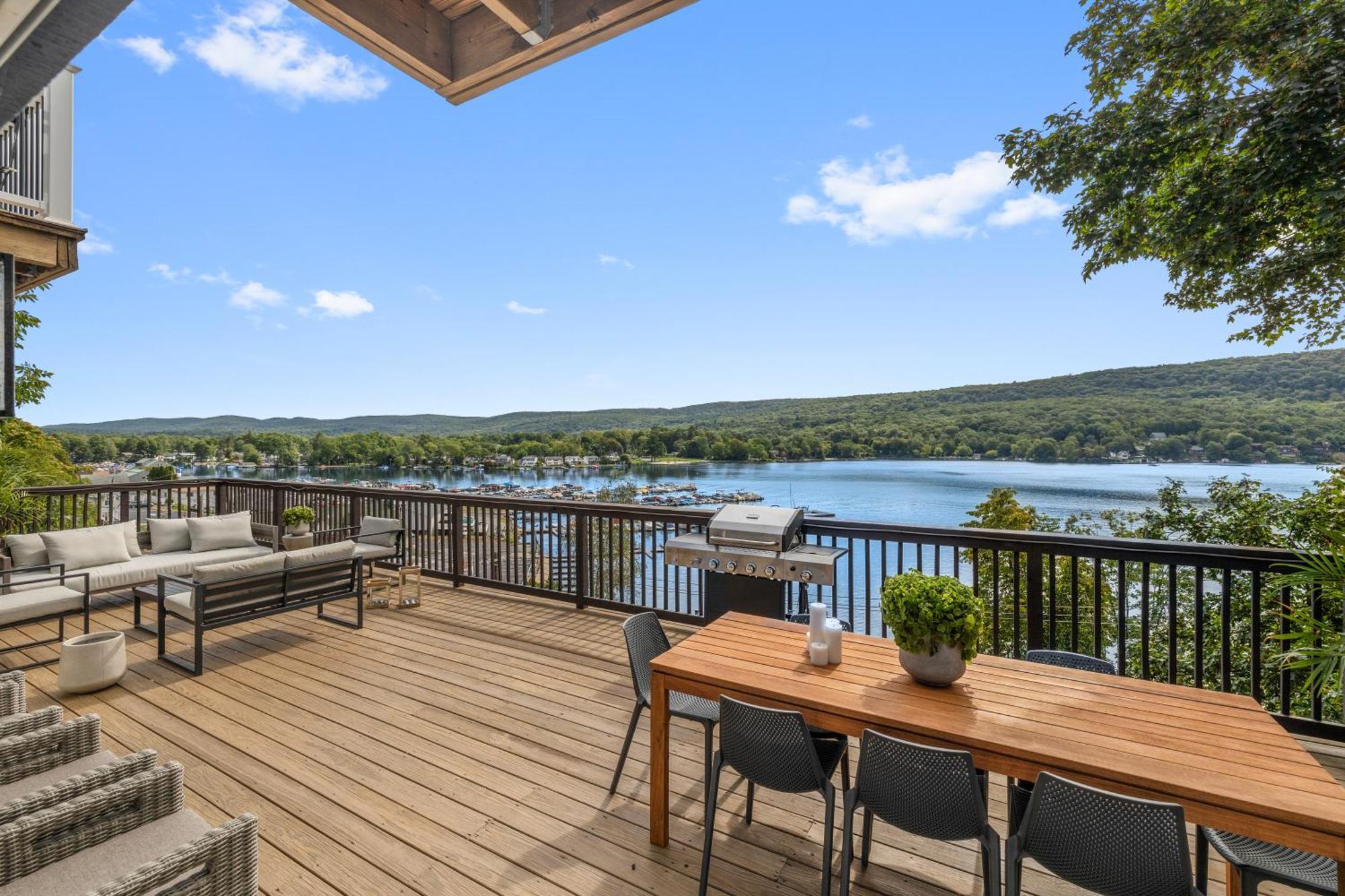Lakeview House - Hot Tub - Firepit - Stunning Views - Spacious Deck - Cozy Living Room - Bar Greenwood Lake Eksteriør billede